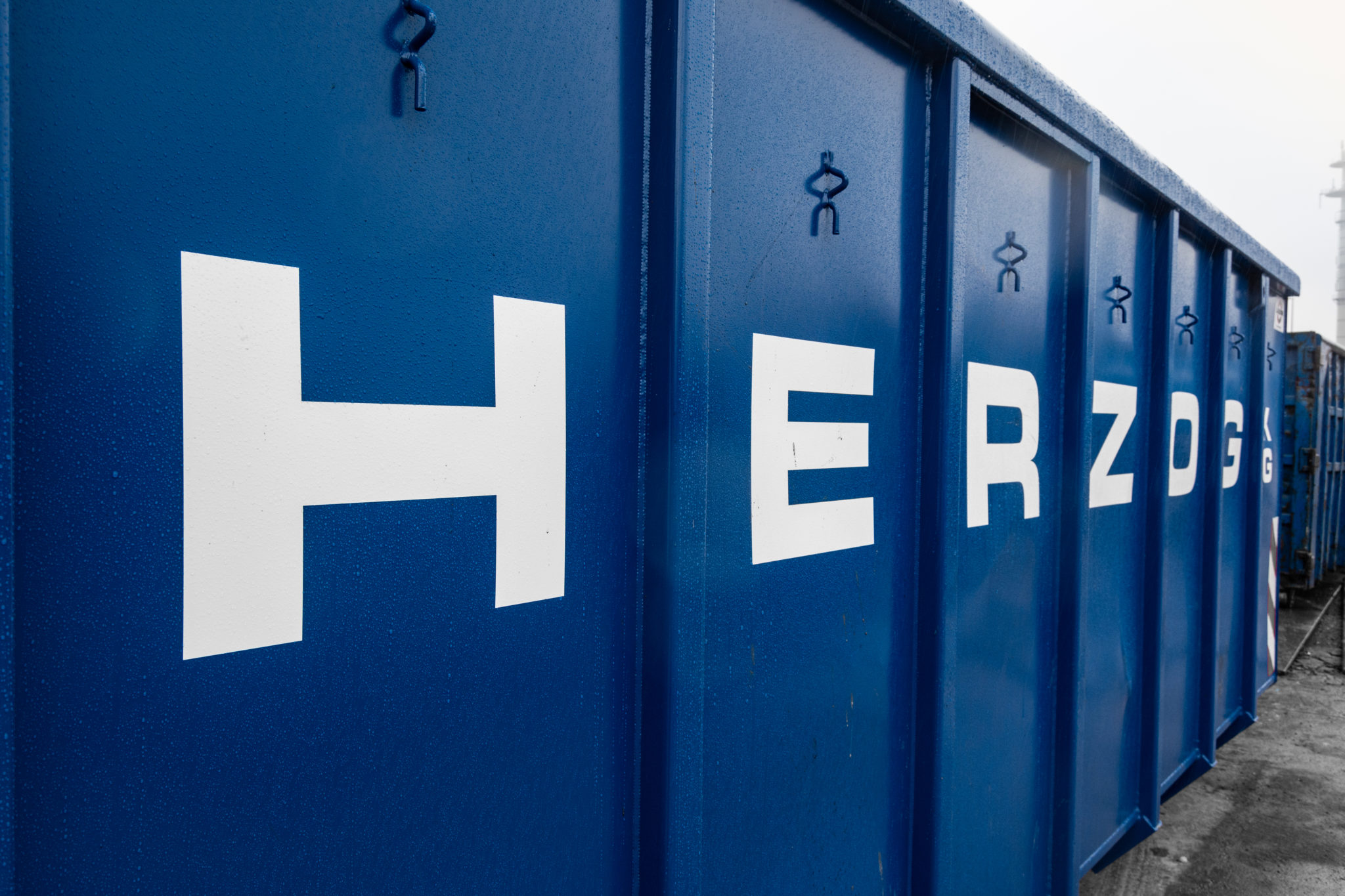 Vedder & Stockrahm Gmbh & Co Kg Altmetallrecycling Containerdienst Bremen Containerdienst - HERZOG KG